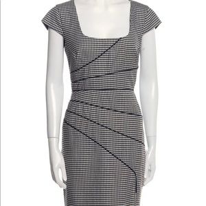 Size 4 Black Halo Houndstooth Print Knee Length Dress